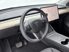 Tesla Model Y Long Range All-Wheel Drive 3D7 - фото 11