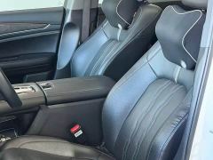 Honda UR-V 240TURBO 2WD Elegance Edition - ფოტო 10