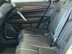 Honda UR-V 240TURBO 2WD Elegance Edition - ფოტო 15