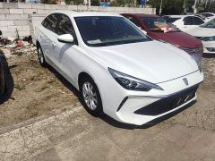 SAIC MG i5 1.5L CVT Luxury - фото 3