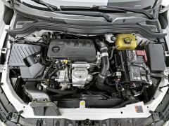 Chevrolet Cruze Mild Hybrid RS 330T Automatic Comfort Edition - фото 6