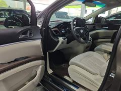 Buick GL8 Land Business Class Comfort Edition - ფოტო 15