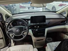 Buick GL8 Land Business Class Comfort Edition - ფოტო 9