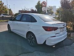 Chevrolet Cruze Mild Hybrid RS 330T Automatic Comfort Edition - фото 4
