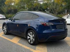 Tesla Model Y Long Range All-Wheel Drive - photo 9