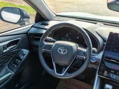 Toyota Avalon Hybrid 2.5L XLE Premium - фото 11