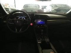 Honda Civic Hatchback 220 Turbo CVT Sharp Control - ფოტო 9