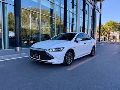 BYD Qin Plus DM-i 55KM Flagship - ფოტო 1