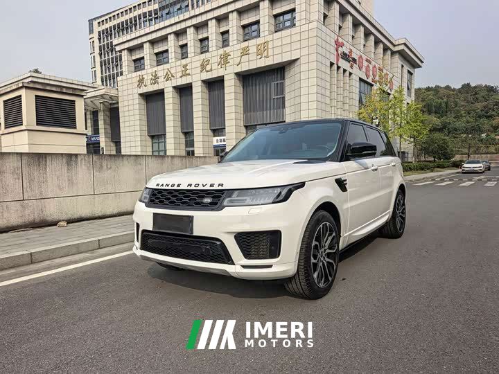 Land Rover Range Rover Sport 3.0 L6 Ebony Edition