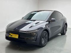 Tesla Model Y Rear-Wheel Drive - ფოტო 1