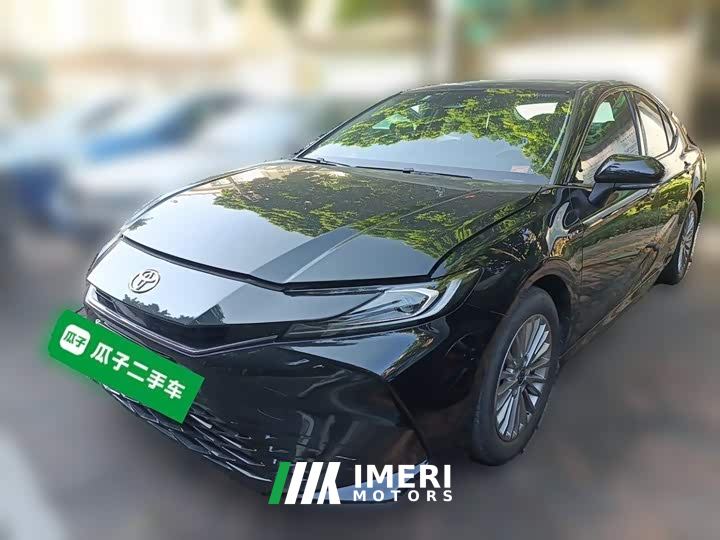 Toyota Camry Hybrid 2.0L HGVP Luxury - автомобиль из Китая