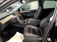 Tesla Model Y Rear-Wheel Drive - ფოტო 14
