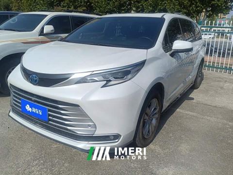 2022 Toyota Sienna 2.5L Hybrid Platinum Edition - car from China