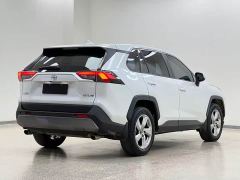 Toyota RAV4 2.0L CVT FWD Style Edition - photo 4