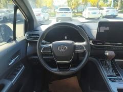 Toyota Sienna 2.5L Hybrid Premium Edition - фото 10