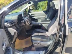 Toyota Sienna 2.5L Hybrid Premium Edition - фото 14