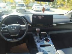 Toyota Sienna 2.5L Hybrid Premium Edition - фото 9