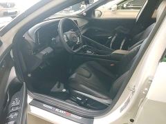 Hyundai Elantra 240TGDi DCT LUX Luxury Edition - фото 15