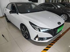 Hyundai Elantra 240TGDi DCT LUX Luxury Edition - фото 3