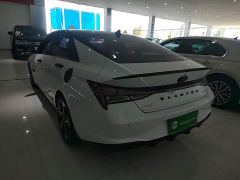Hyundai Elantra 240TGDi DCT LUX Luxury Edition - фото 4