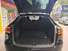 Tesla Model Y Rear-Wheel Drive - ფოტო 18
