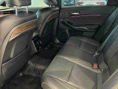 Toyota Camry Hybrid 2.5L XLE Premium - photo 8