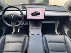 Tesla Model Y Rear-Wheel Drive - ფოტო 10