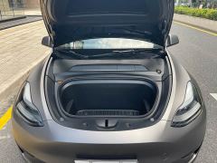 Tesla Model Y Rear-Wheel Drive - ფოტო 19