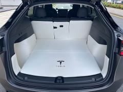 Tesla Model Y Rear-Wheel Drive - ფოტო 20