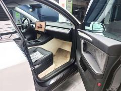 Tesla Model Y Rear-Wheel Drive - ფოტო 10