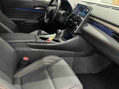 Toyota Camry Hybrid 2.0L Premium - фото 8