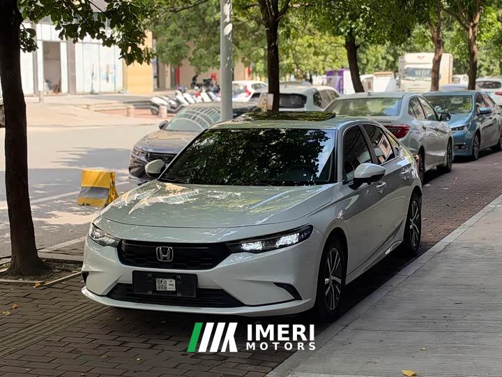Honda Envix 240TURBO CVT Leading Edition - автомобиль из Китая