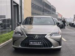 Lexus ES 300h Excellence Edition - фото 3