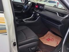 Toyota RAV4 2.5L E-CVTAWDPlus Edition - фото 8