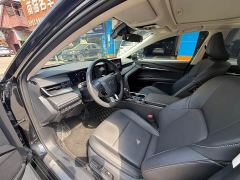 Toyota Camry Hybrid 2.0L HGVP Luxury - фото 7