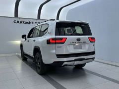 Toyota Land Cruiser (Imported) 2022 3.3T Diesel Middle East Version - фото 6
