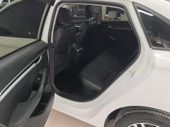 Geely Emgrand 4th Generation 1.5L Manual Luxury - фото 11
