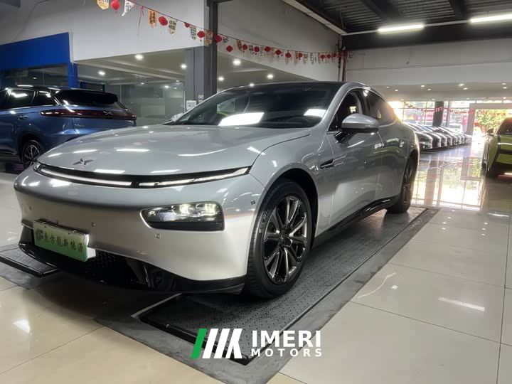 XPeng P7 670N - ავტომობილი ჩინეთიდან