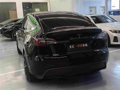 Tesla Model Y Rear-Wheel Drive - ფოტო 4