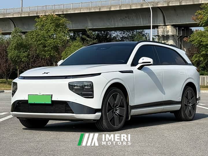 Xpeng G9 702 Max - ავტომობილი ჩინეთიდან