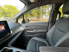Toyota Grevias 2.5L Hybrid Premium VIP Edition - photo 17