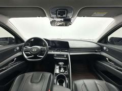 Hyundai Elantra 1.5L CVT TOP Premier Edition - фото 4