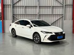 Toyota Avalon Hybrid 2.5L Luxury - фото 3