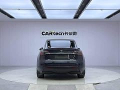 Tesla Model Y Rear-Wheel Drive - ფოტო 4