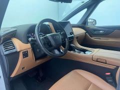 Toyota Alphard Hybrid 2.5L Premium Gold Edition - фото 7