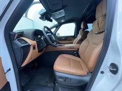 Toyota Alphard Hybrid 2.5L Premium Gold Edition - фото 9