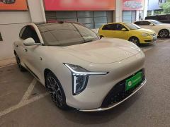 IM Motors Zhiji LS6 Pure Electric Max - ფოტო 3
