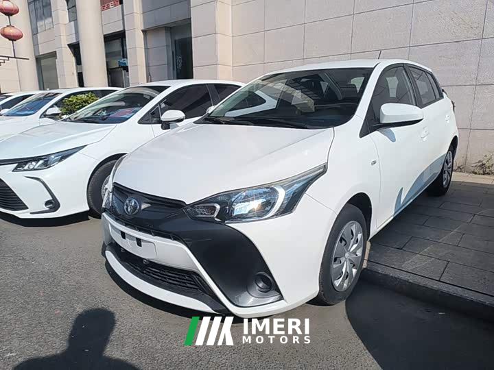 Toyota Yaris L 1.5L CVT Leading Plus Edition - автомобиль из Китая