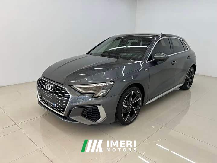 Audi A3 Sportback 35 TFSI Fashion Sport - автомобиль из Китая