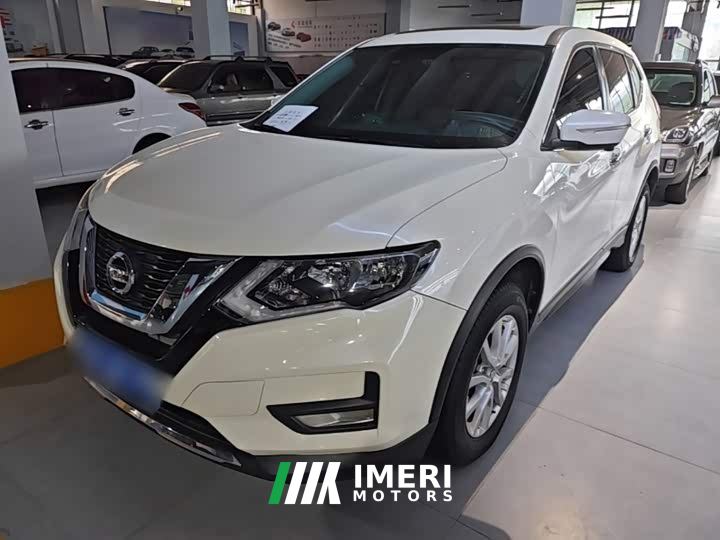 Nissan Qashqai 2.0L FWD Smart Connect Comfort Edition - автомобиль из Китая